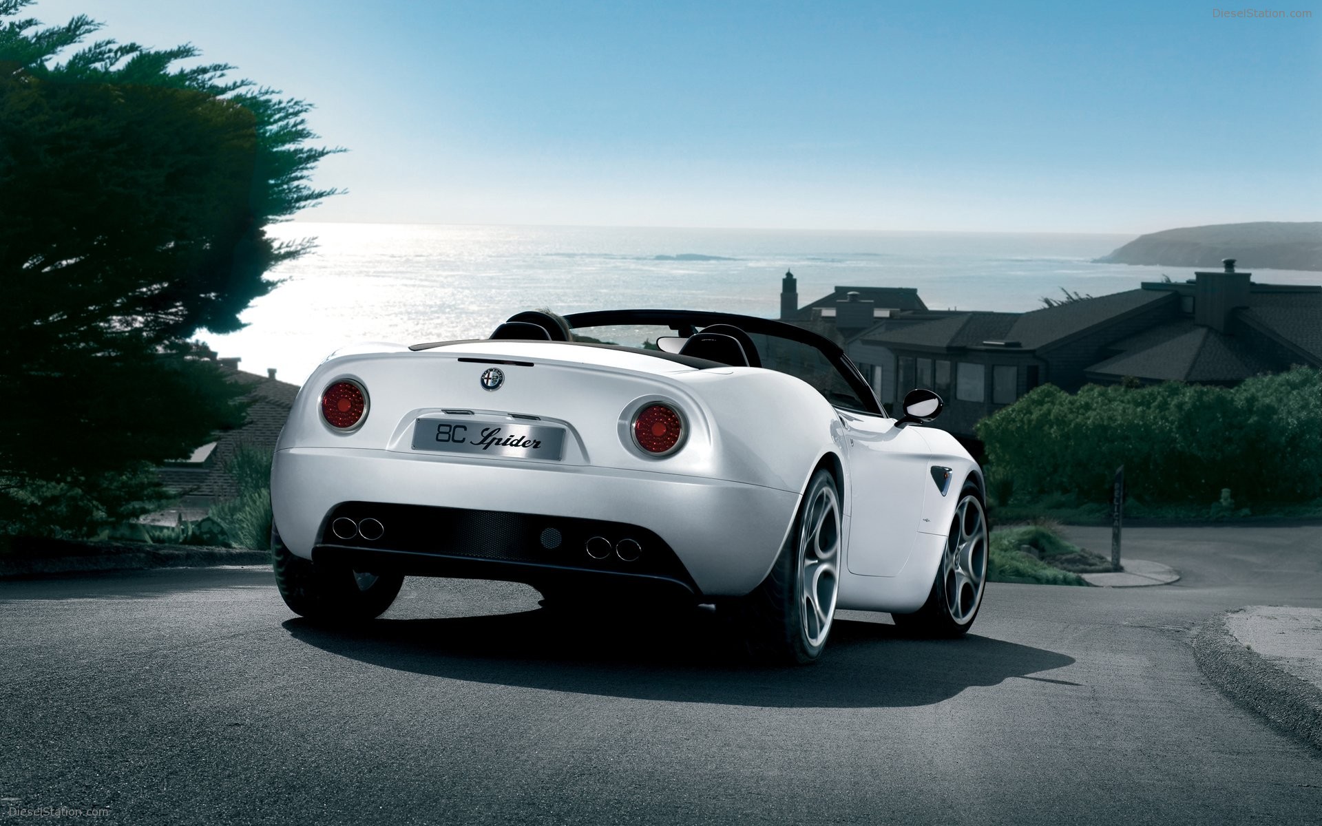 Alfa 8C Spider (2008) Car Pictures